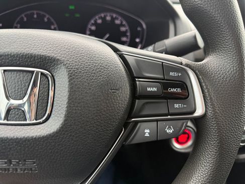 Used 2020 Honda Accord LX image 19