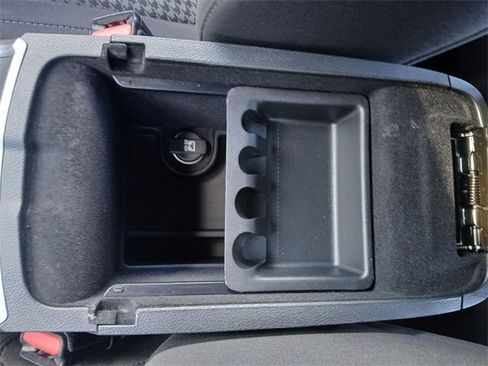 Used 2023 Dodge Charger SXT image 31