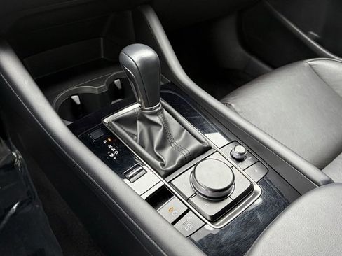 Used 2022 MAZDA MAZDA3 s image 28
