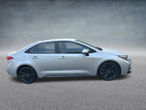 Used 2025 Toyota Corolla SE FWD image 33