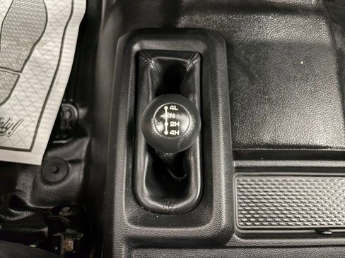 Used 2024 RAM 3500 Tradesman w/ Chrome Appearance Group AWD/4WD image 30
