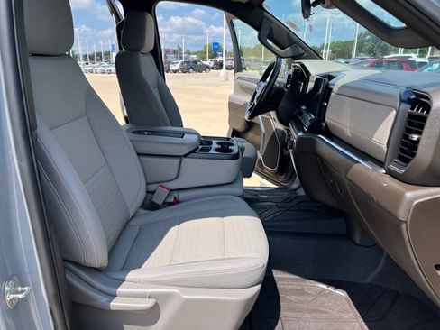 Certified 2024 Chevrolet Silverado 1500 LT AWD/4WD image 16