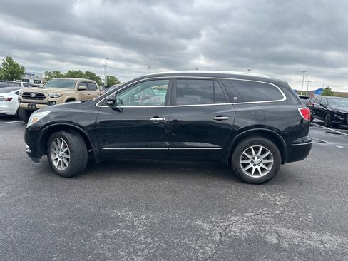 Used 2017 Buick Enclave Leather FWD image 6
