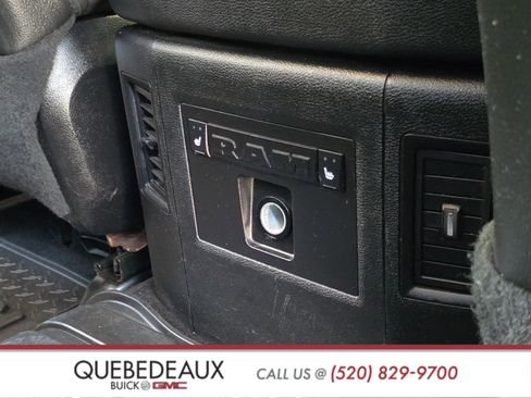 Used 2014 RAM 1500 Laramie w/ Convenience Group AWD/4WD image 30