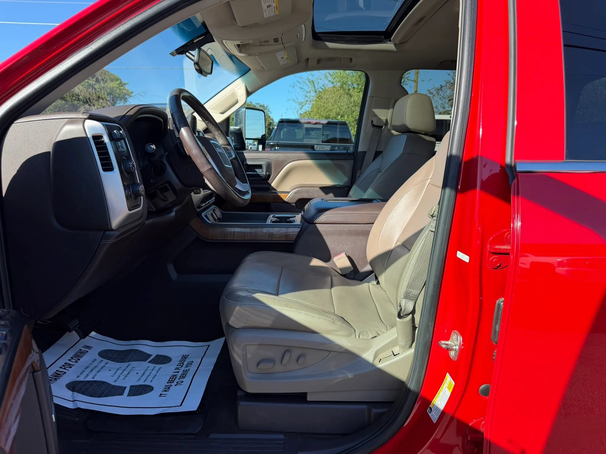 Used 2016 GMC Sierra 1500 SLT w/ SLT Premium Package AWD/4WD image 15