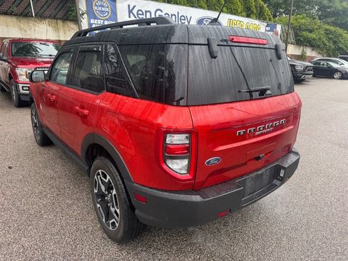 Used 2023 Ford Bronco Sport Outer Banks w/ Tech Package AWD/4WD image 3