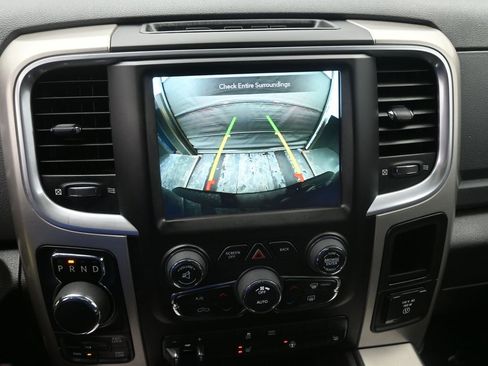 Used 2019 RAM 1500 Classic SLT w/ Black Appearance Group image 16