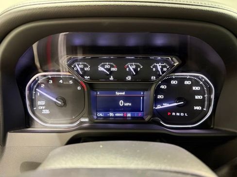 Used 2022 GMC Sierra 1500 Elevation w/ LPO, Elevation Black Package image 13
