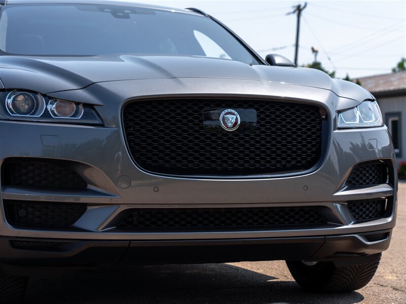 Used 2019 Jaguar F-PACE Prestige AWD/4WD image 9