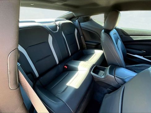 Used 2022 Chevrolet Camaro LT RWD image 24