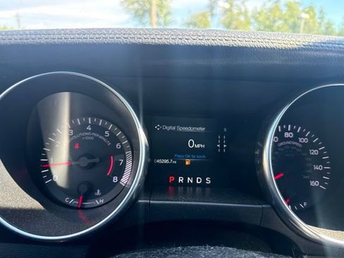 Used 2022 Ford Mustang Coupe w/ Equipment Group 101A RWD image 15