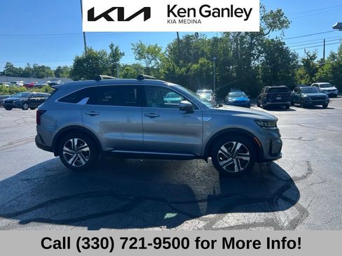 Certified 2023 Kia Sorento SX Prestige AWD/4WD image 5