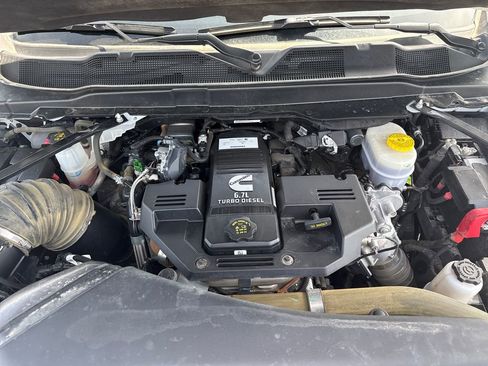 Used 2024 RAM 2500 Laramie w/ Safety Group image 26