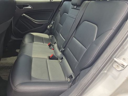 Used 2017 Mercedes-Benz GLA 250 4MATIC image 20