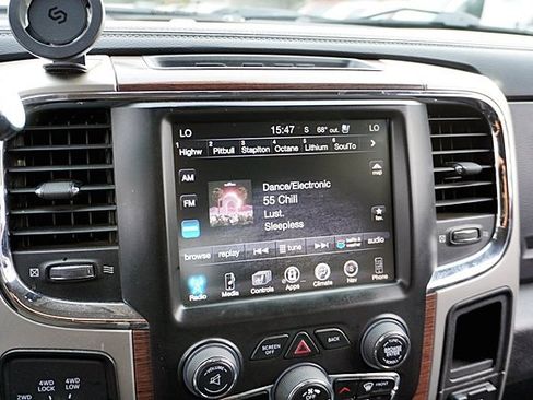 Used 2016 RAM 3500 Laramie image 26