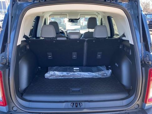 New 2025 Ford Bronco Sport Badlands w/ Badlands Tech Package AWD/4WD image 25