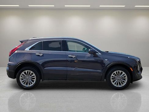 Certified 2025 Cadillac XT4 Premium Luxury AWD/4WD image 6