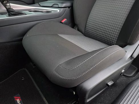 Used 2022 Dodge Challenger R/T Scat Pack w/ Driver Convenience Group image 22