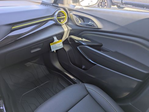 New 2026 Chevrolet Trax ACTIV w/ Driver Confidence Package image 11