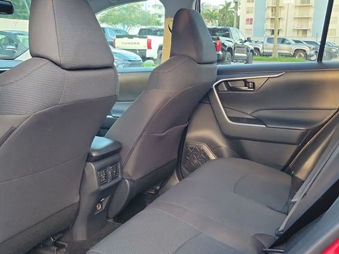 Used 2025 Toyota RAV4 LE FWD image 7