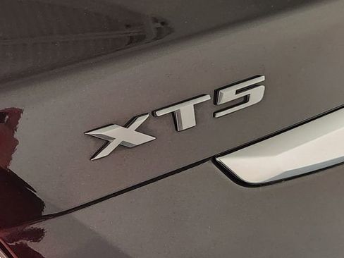 Used 2022 Cadillac XT5 Sportv w/ Technology Package image 13