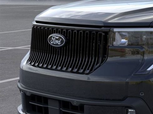 New 2025 Ford Maverick Lobo image 18