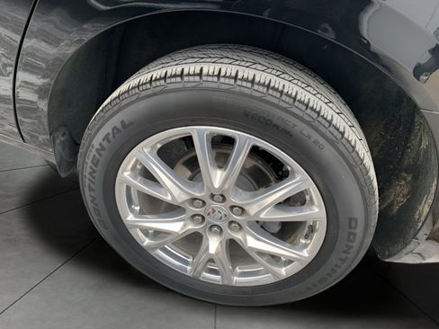 Used 2023 Buick Enclave Essence w/ Experience Buick Package image 8