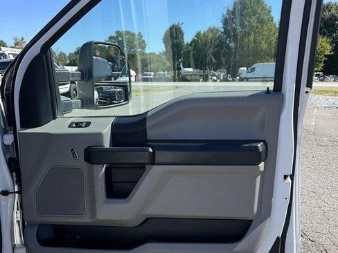 Used 2019 Ford F350 XL w/ Power Equipment Group image 40