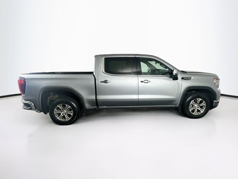 Used 2025 GMC Sierra 1500 SLT RWD image 10