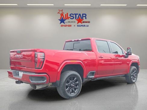 Used 2025 GMC Sierra 2500 AT4 w/ Technology Package image 7