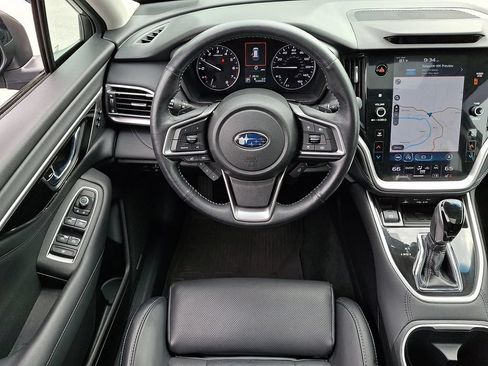 Used 2022 Subaru Outback Limited w/ Popular Package #2 AWD/4WD image 2
