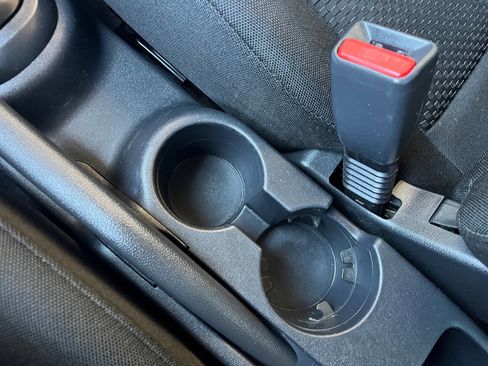 Used 2009 Hyundai Accent GS w/ Popular Equipment Pkg 2 image 25