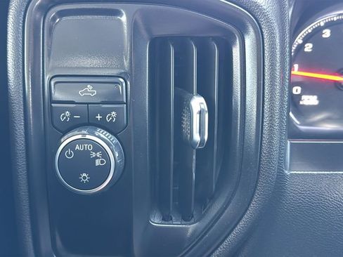 Used 2021 Chevrolet Silverado 1500 Custom RWD image 17