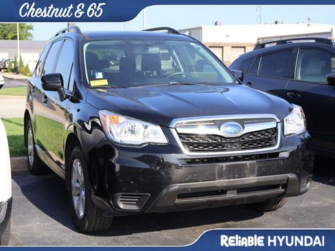 Used 2016 Subaru Forester 2.5i Premium w/ All-Weather Package AWD/4WD image 2