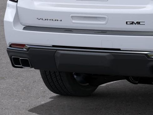 New 2026 GMC Yukon Denali Ultimate AWD/4WD image 14