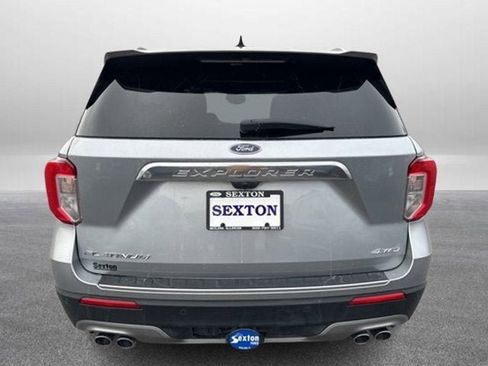 Used 2022 Ford Explorer Platinum w/ Equipment Group 601A image 9