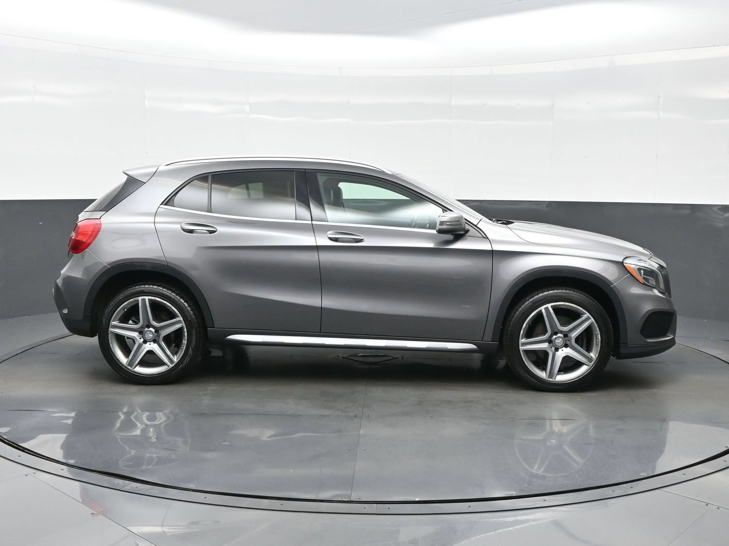 Used 2015 Mercedes-Benz GLA 250 4MATIC image 7