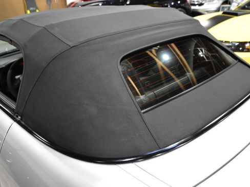 Used 2006 Honda S2000 image 13