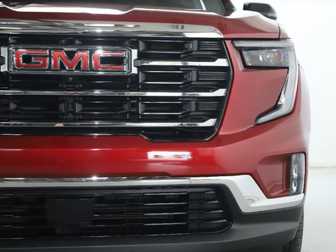 Used 2024 GMC Acadia Elevation FWD image 7