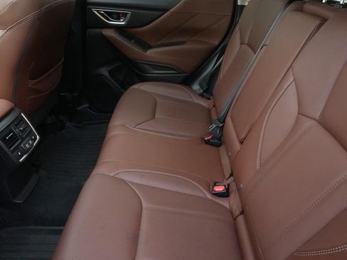 Used 2019 Subaru Forester Touring AWD/4WD image 33