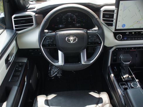 Used 2025 Toyota Tundra Capstone AWD/4WD image 5