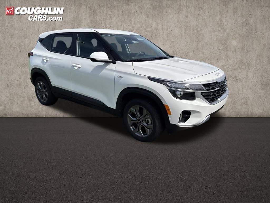 Used 2025 Kia Seltos LX AWD/4WD image 10
