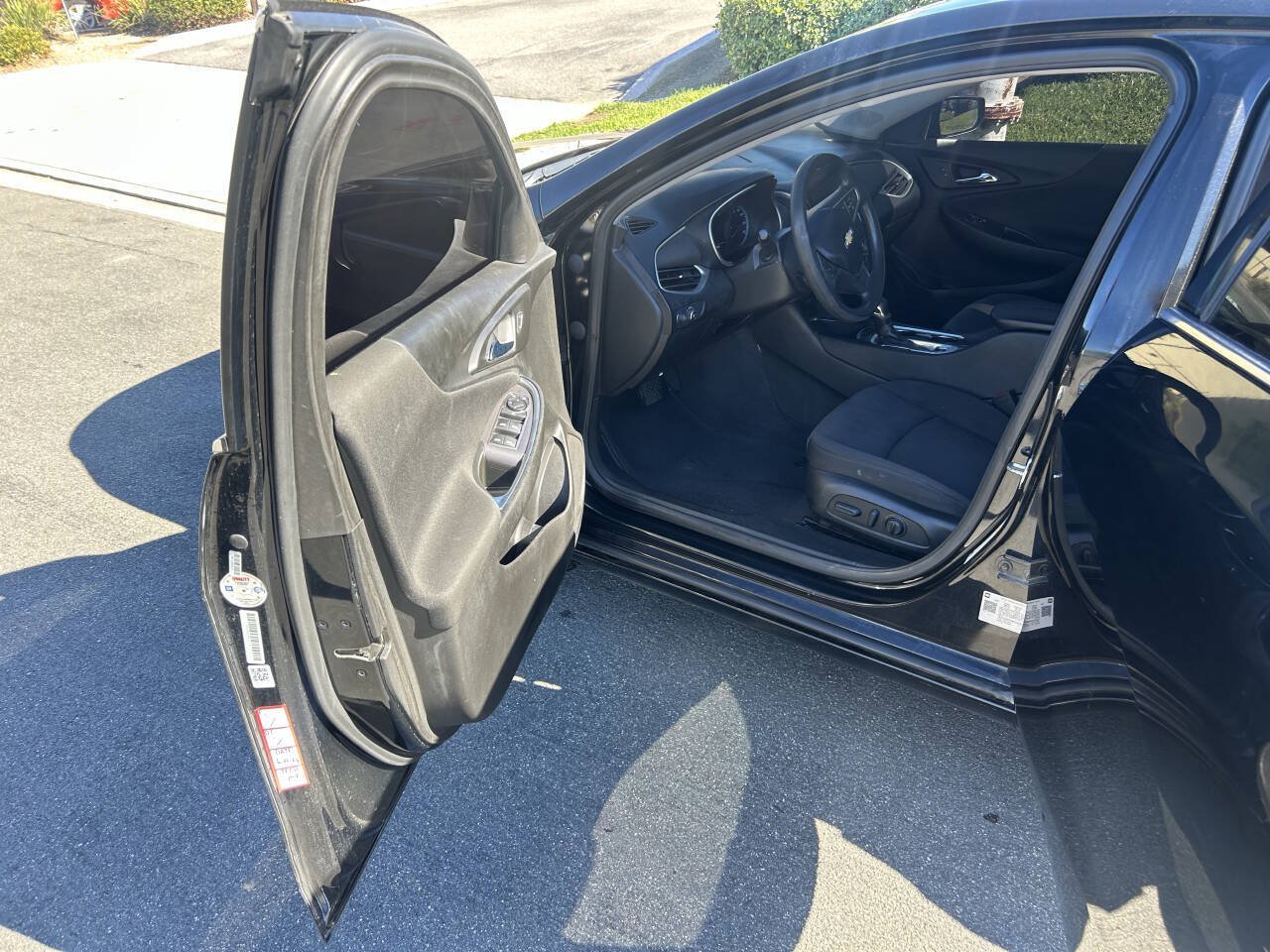 Used 2022 Chevrolet Malibu LT FWD image 7