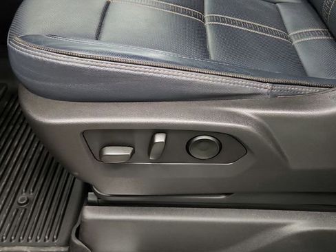 Used 2024 Chevrolet Silverado 1500 High Country w/ Technology Package image 31