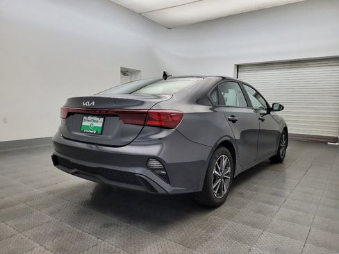 Used 2022 Kia Forte LXS image 9