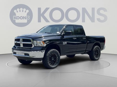 Used 2024 RAM 1500 Classic SLT AWD/4WD image 1
