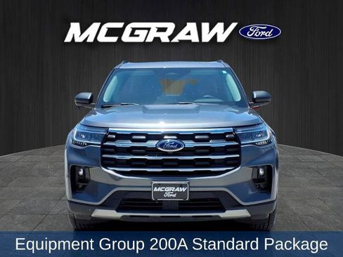 Certified 2025 Ford Explorer Active w/ Active Comfort Package AWD/4WD image 3