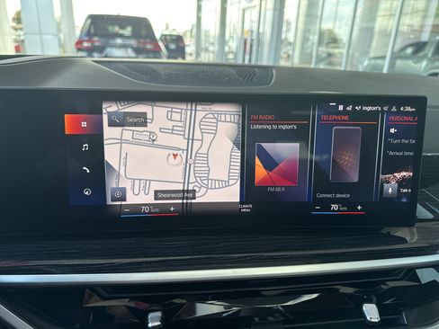 Used 2023 BMW X7 M60i image 27