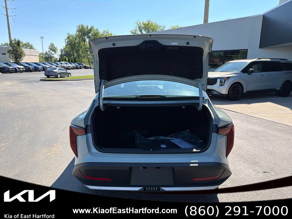 New 2026 Kia K4 FWD image 14