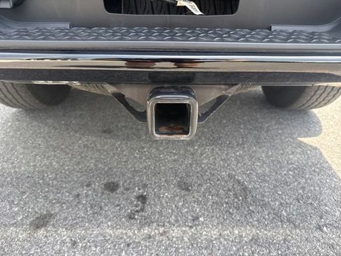Used 2025 Chevrolet Colorado Z71 AWD/4WD image 25